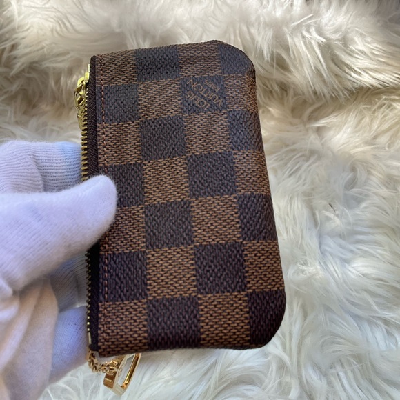 Louis Vuitton Damier Ebene Key Pouch Cles - Picture 8 of 8